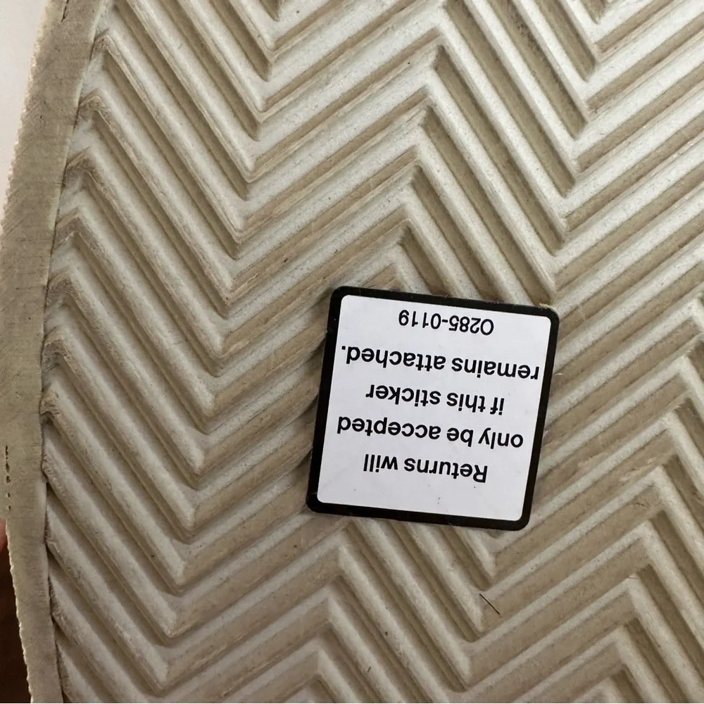 YSL Mid top sneaker with appliqué “Love” “Stars” and glitter panels 43.5 - Picture 12 of 12